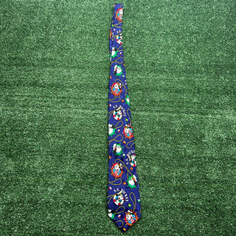 VINTAGE NWT Disney Mickey Inc Mens Silk Tie Blue SS Mickey Yacht Club Nautical